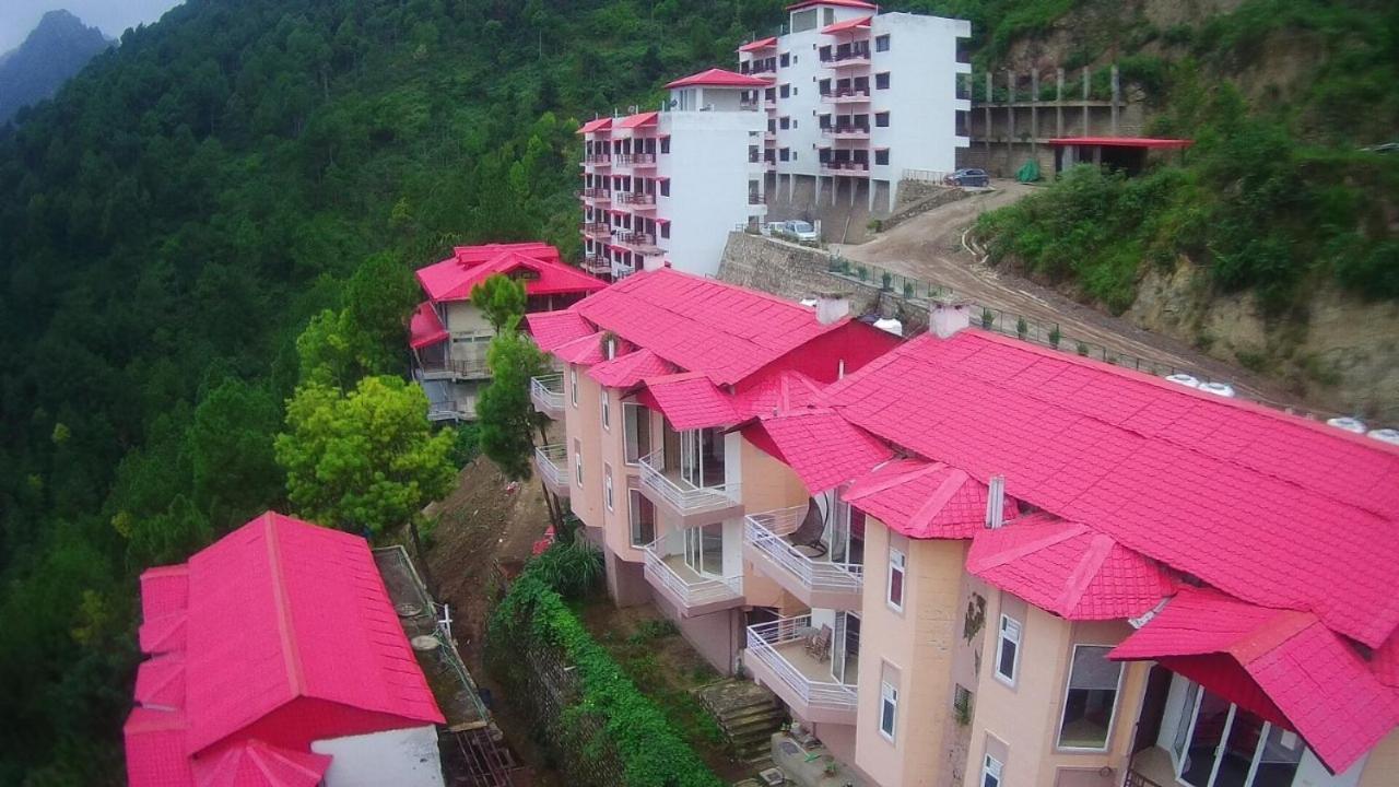 Amravati Resort Solan Exterior photo