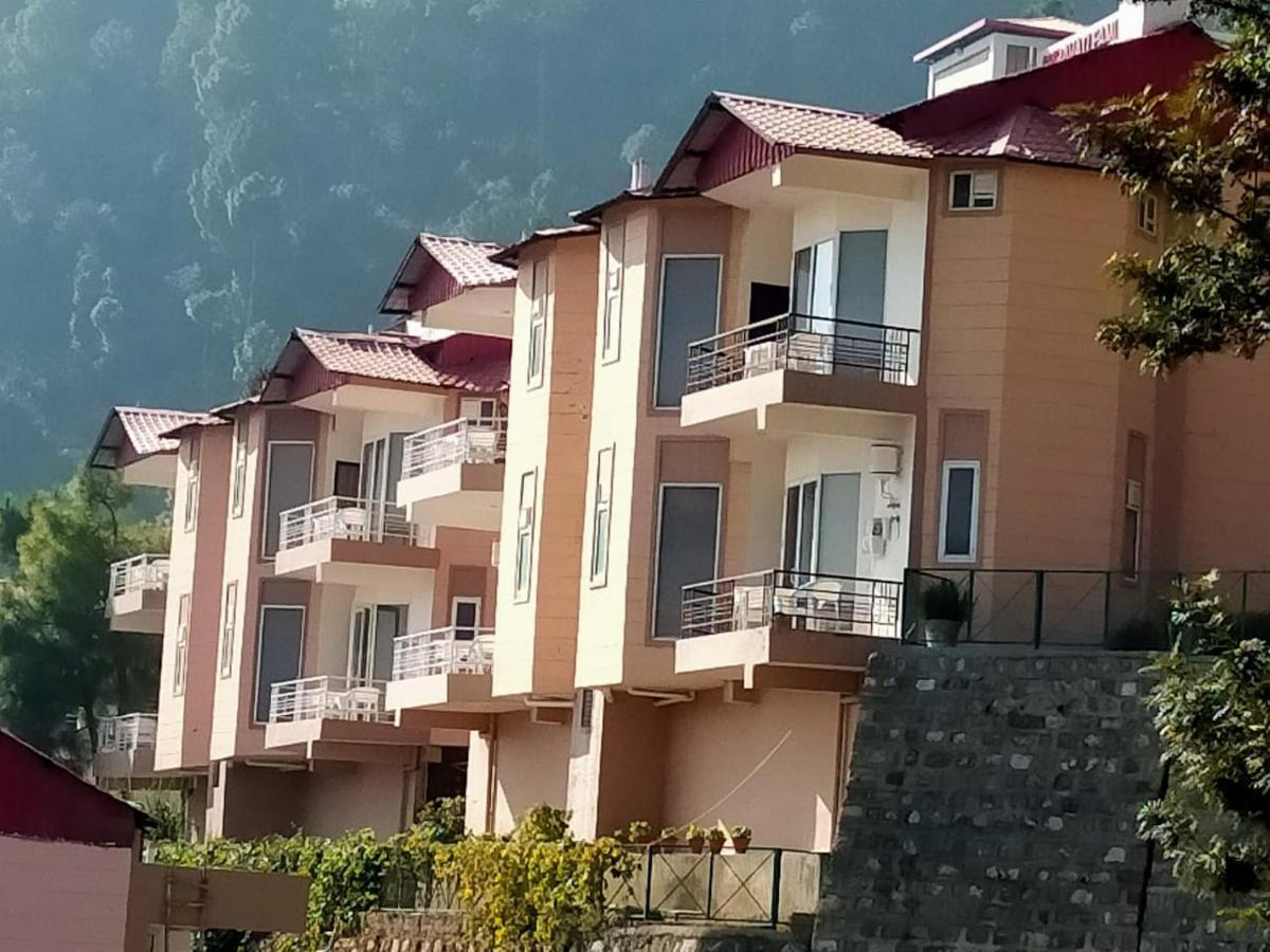 Amravati Resort Solan Exterior photo