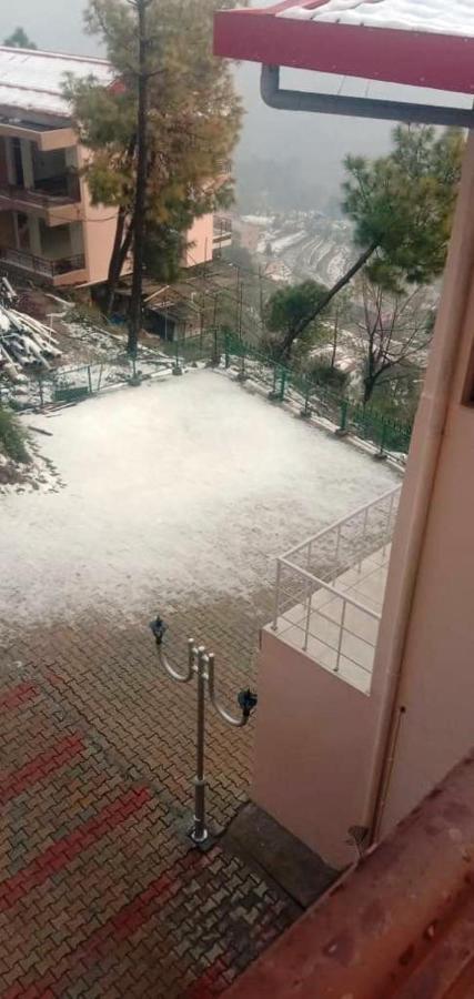 Amravati Resort Solan Exterior photo
