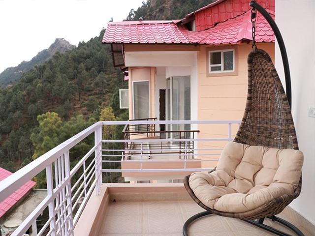 Amravati Resort Solan Exterior photo