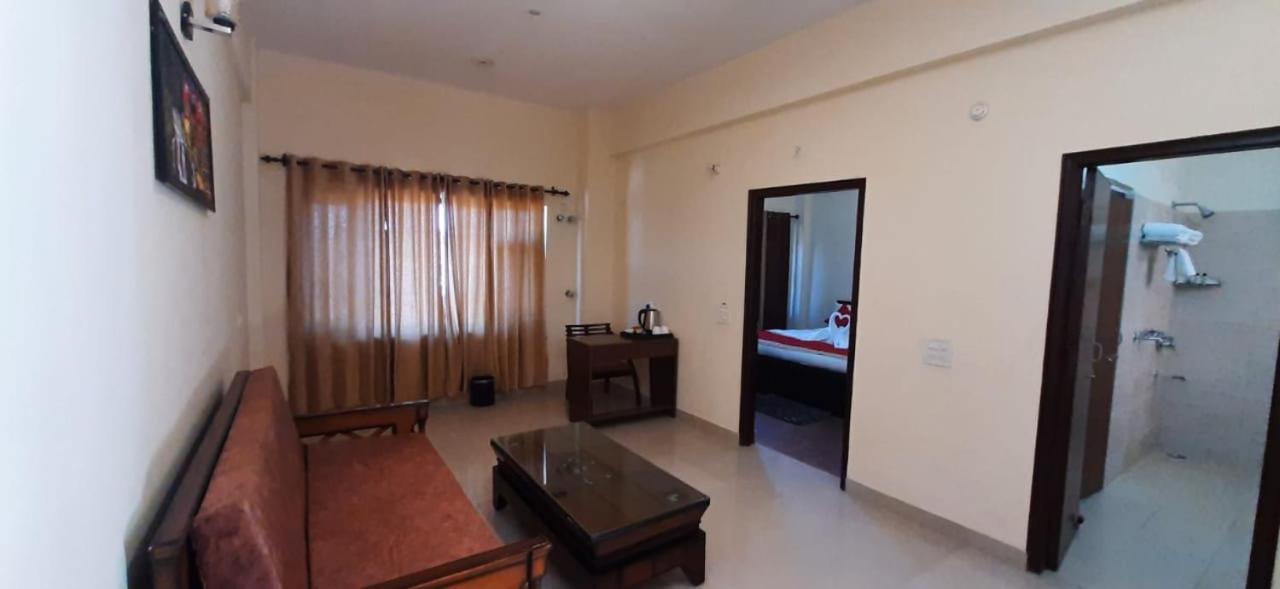 Amravati Resort Solan Exterior photo